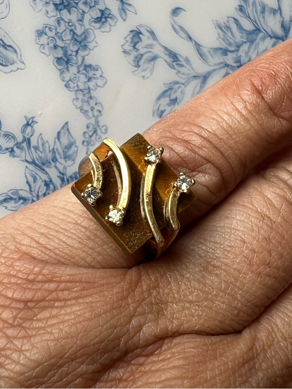 Gold Tone Tiger Eye CZ Accent Statement Ring Size 5.75 #57518